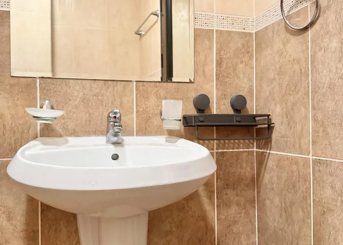 Sea Breeze With Balcony In 圣弗拉斯