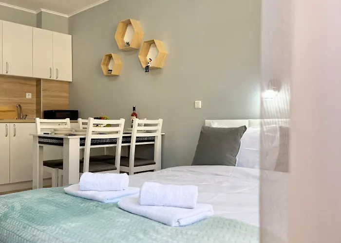 Sea Breeze With Balcony In