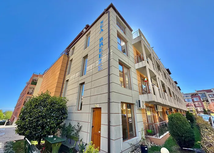 公寓 Sea Breeze With Balcony In