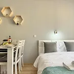 Sea Breeze With Balcony In 圣弗拉斯