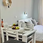 Sea Breeze With Balcony In 公寓 圣弗拉斯