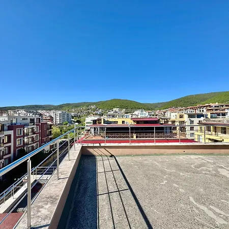 Apartment Sea Breeze With Balcony In *