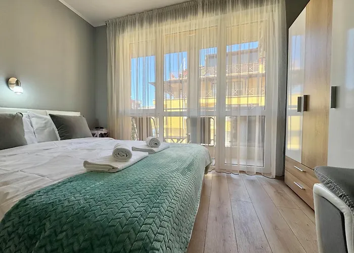 Sea Breeze With Balcony In * Sveti Vlas