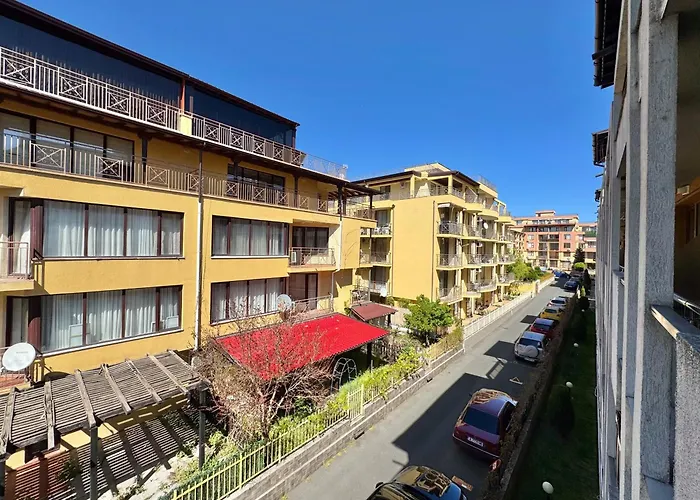 Apartamento Sea Breeze With Balcony In